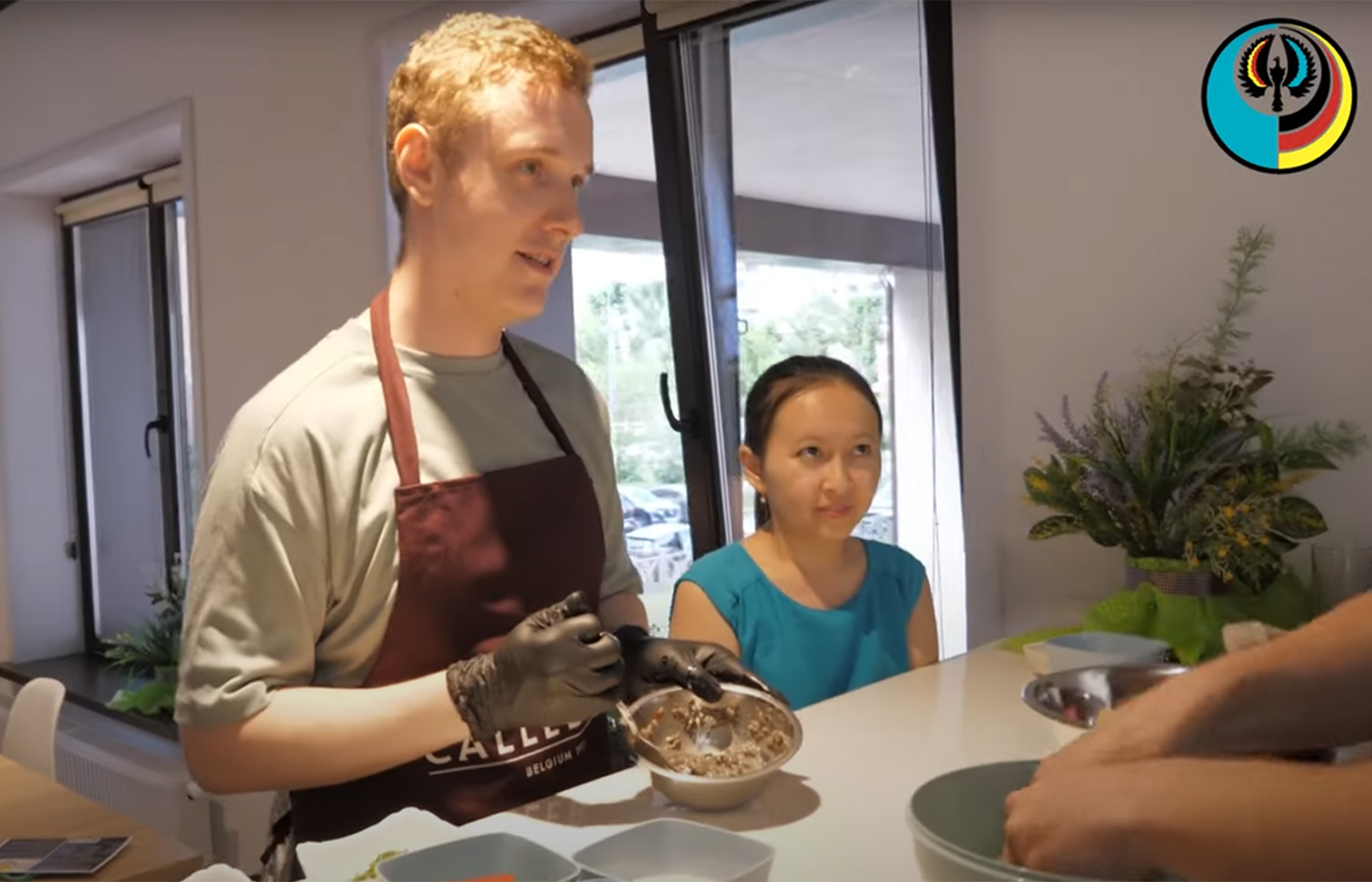 ВИДЕО: Кулинарный мастер-класс «Zusammen kochen, essen und genießen»